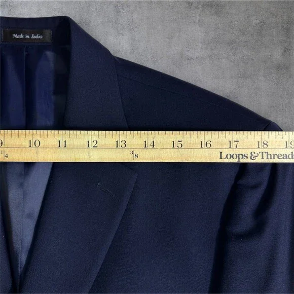 CHAPS Men’s Navy Blazer 42R 100% Wool Sport Coat Two Button Jacket Classic fit